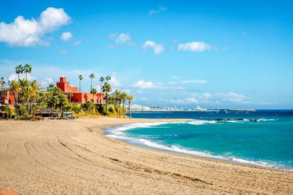 Apartamento Junto Al Mar En Puerto Marina Διαμέρισμα Benalmádena Εξωτερικό φωτογραφία